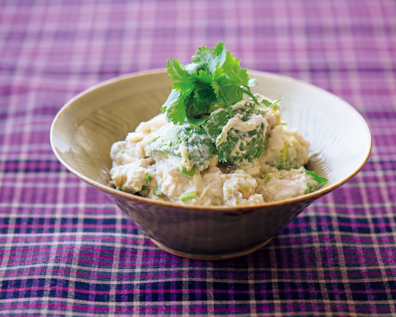 蒸し鶏の中華風白和え 豆腐の水きりは電子レンジで簡単 Esseonline エッセ オンライン