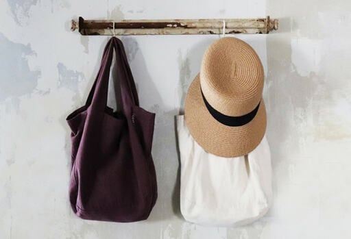 空間をおしゃれに演出してくれるウォールバー