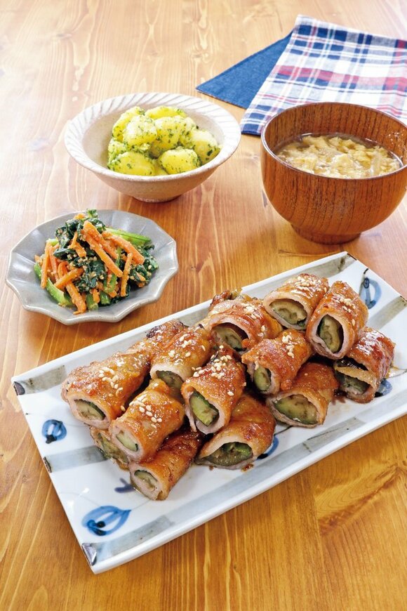 肉巻きとお味噌汁コマツナ