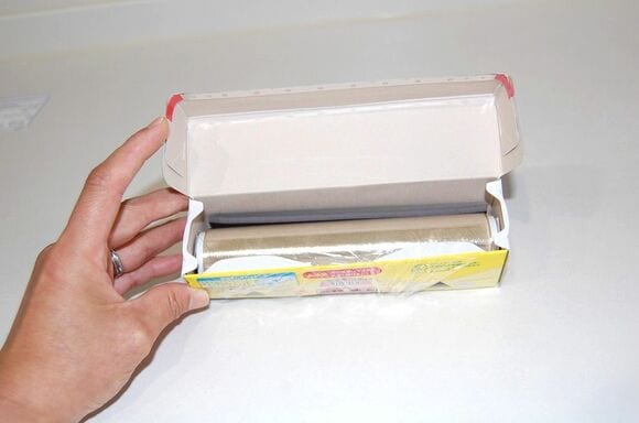 ラップの内側にマグネットテープを入れる