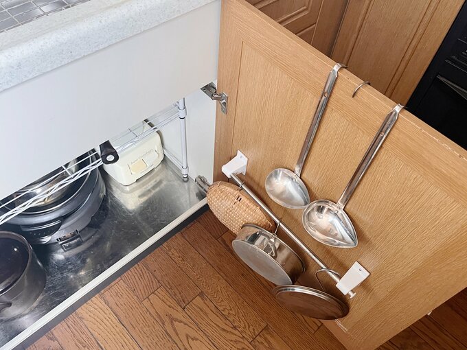 木村さん宅のキッチン扉収納2