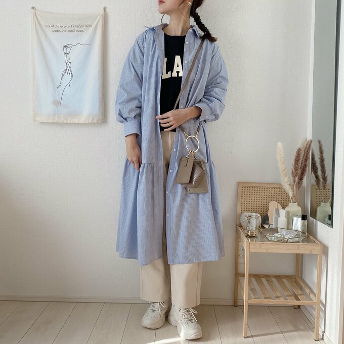 羽織ものにも使えて便利