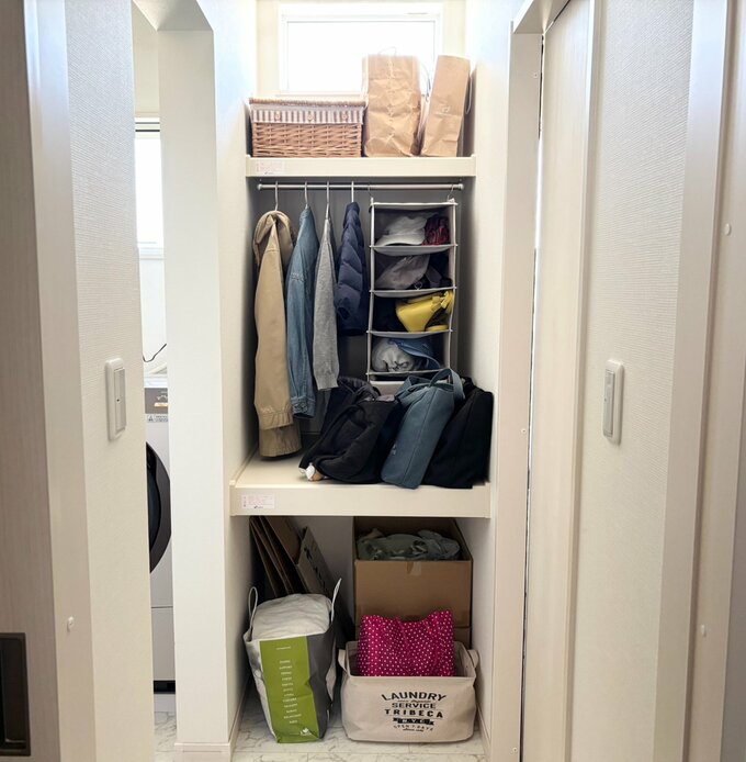 ファミリークロークに収納した荷物