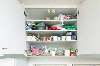 ごちゃつく台所がこんなに変わった。キッチングッズを簡単に捨てるコツ