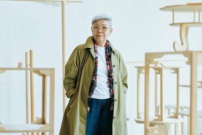 75歳、「スカーフ」と「ブローチ」でおしゃれがぐんと楽しく。ほんのひと工夫で、上品に華やぐ