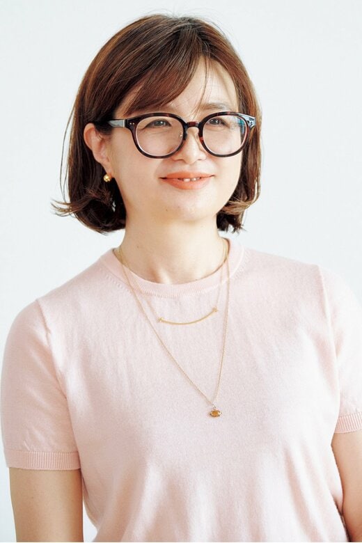 メガネをかけた河村さん