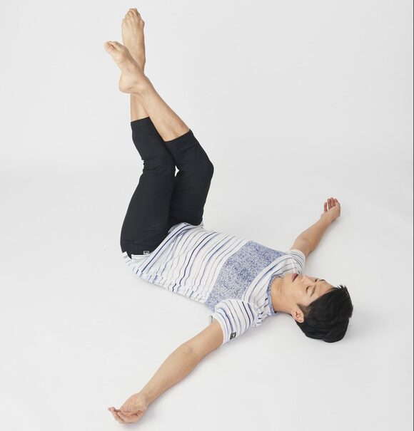 <ポイント>ひざが曲がっているのはNG