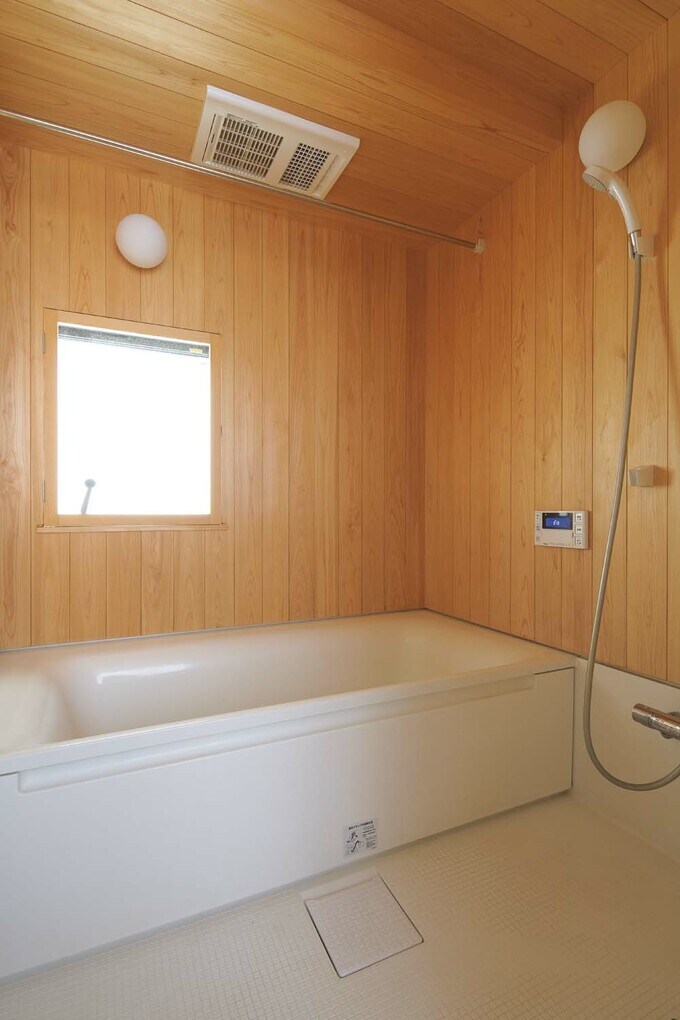 ハーフユニットの浴室