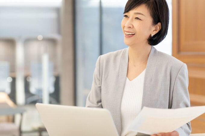 女性