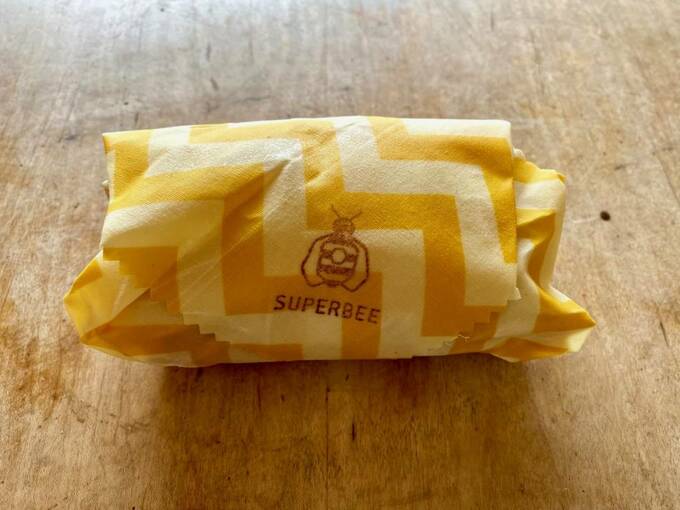 黄色ラップで包む