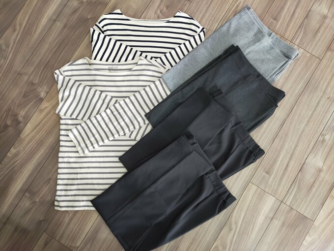 ボーダーのトップス2枚とボトムス4枚