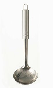 目盛りつきレードルで計量がスムーズ！