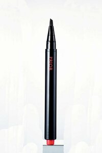 なぎなた状の筆先で、まばらなまゆげも美しく