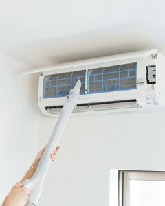 ホコリを外に広げない