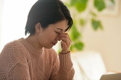 冬のドライアイ対策＆視力改善にも。話題のガボールパッチのやり方