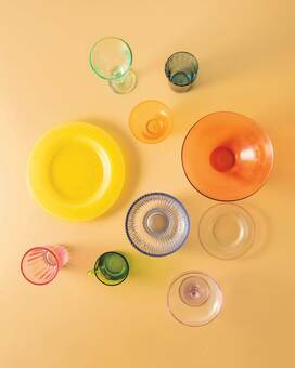 色ガラスで一気に春の食卓。初心者におすすめの色は？