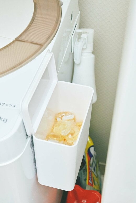 マグネット洗濯洗剤ボールストッカー