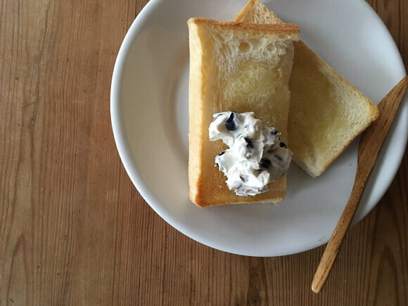 トーストにのせて