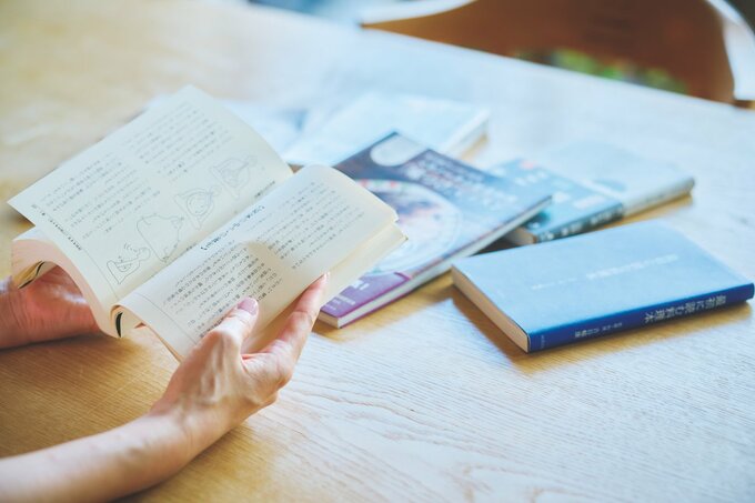 読書をしている様子