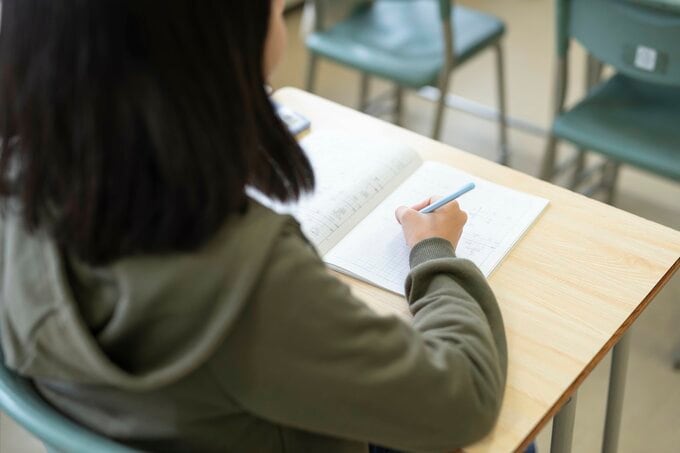 学校にいる子ども