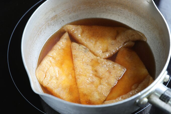 油揚げを煮る