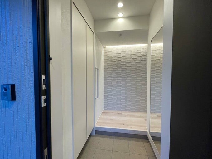 なにもない玄関