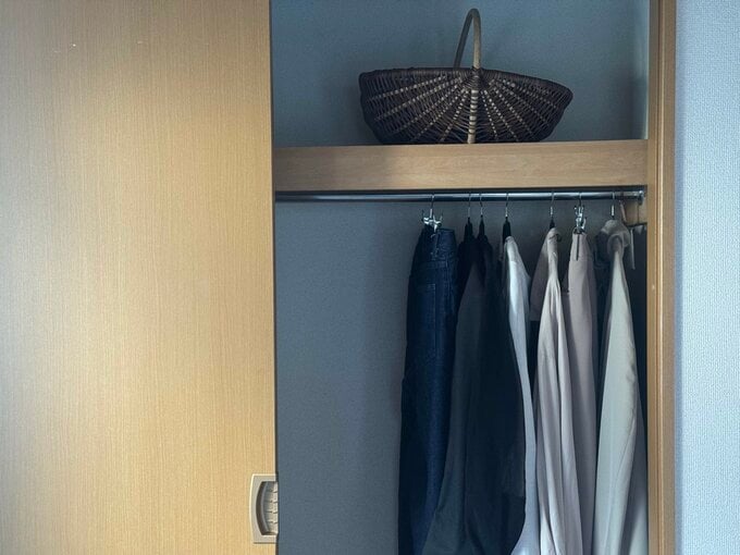 「なんだかクローゼットが使いにくい…」プチストレスが減る収納アイデアを紹介!