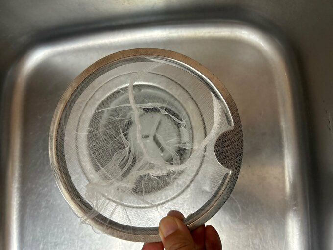 排水口のお掃除が楽になる「水切りネットホルダー」