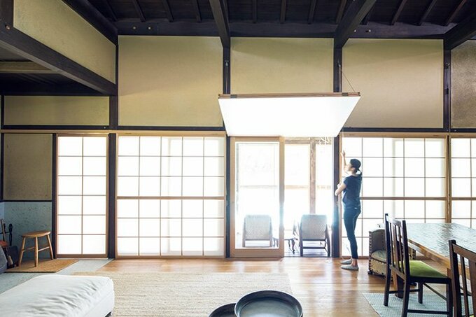 障子は晃英さん考案の跳ね上げ式