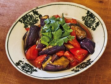 ナスとトマトのエスニックあえ。ナンプラーとパクチーが決め手