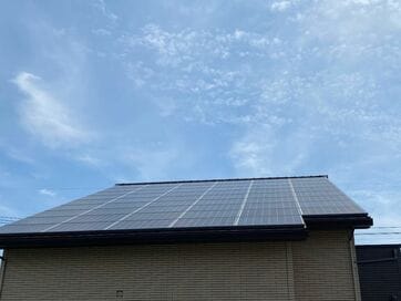 太陽光発電の家を建てて2年、光熱費高騰でもエアコンが使い放題＆電気代黒字に