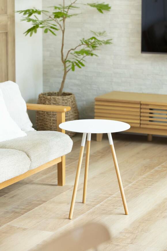 サイドテーブル