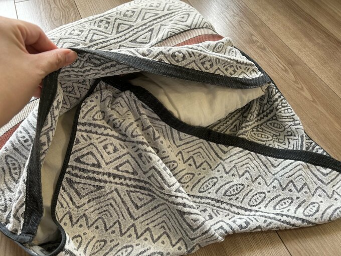 使い古したバスタオルで作った枕カバー