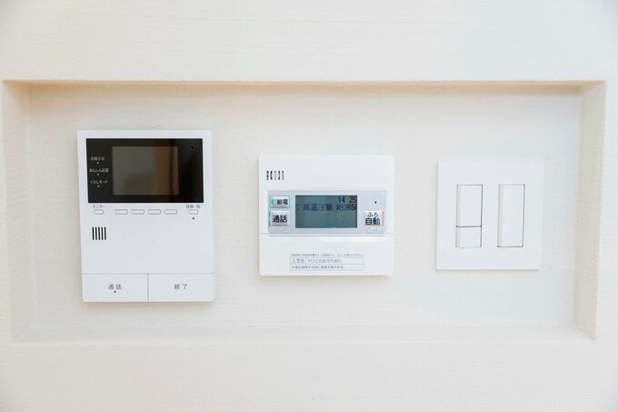 設備機器のリモコン類