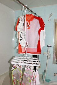 ピンチハンガーと4段かけられるフック