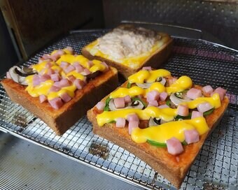 ラクする朝ごはんはピザトーストが最強。子どもも喜ぶ豊富なバリエ例