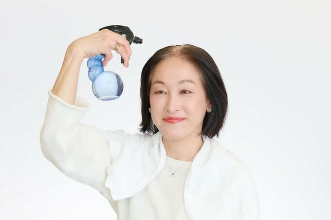 分け目部分を水で濡らしてもう一度乾かす