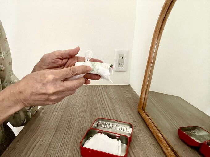 古タオルを化粧落としに