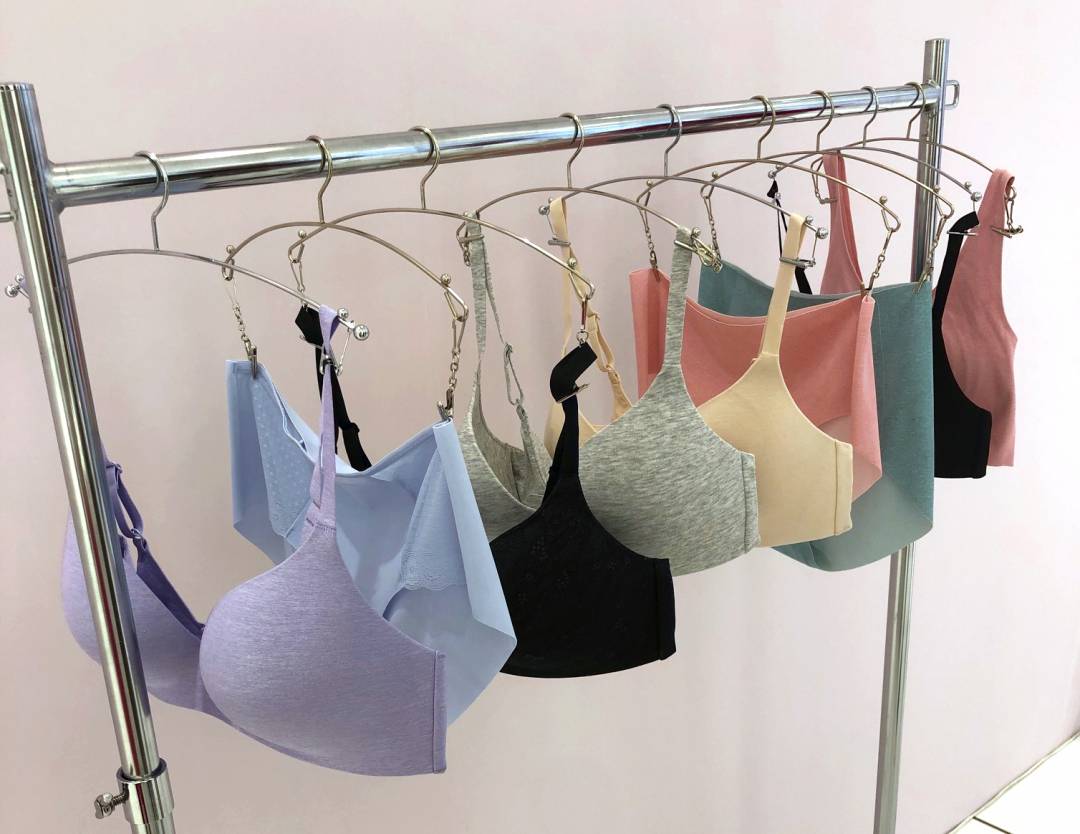 ユニクロの新ワイヤレスブラを試したら感動が止まらない | ESSEonline  