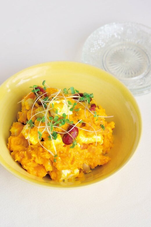 「カボチャと豆のヨーグルトサラダ」のレシピを紹介します