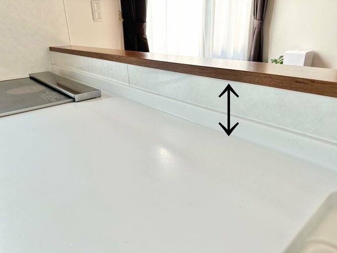 キッチンの立ち上がりを15㎝に設定