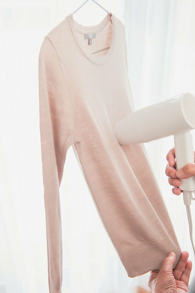 完全に乾いたらドライヤーをかける