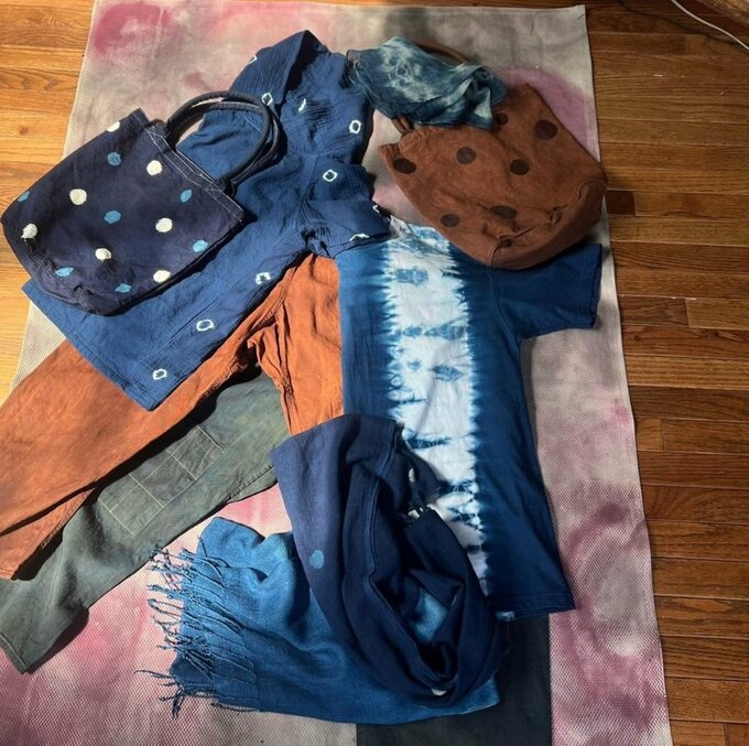 ウリウリばあちゃんがつくった藍染と渋柿染め