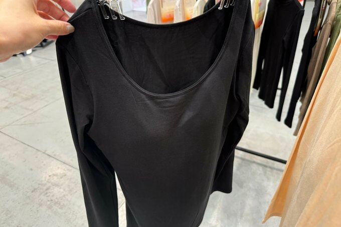 シン・ホッとするインナー 8分袖カップ付きUネック