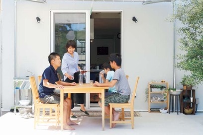 【戸建てリノベ事例】玄関からLDKまでひとつづきの土間に。開放的で「超楽しい！」リノベ