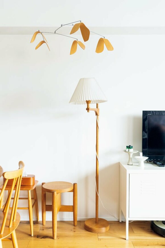 リビングにライトスタンド