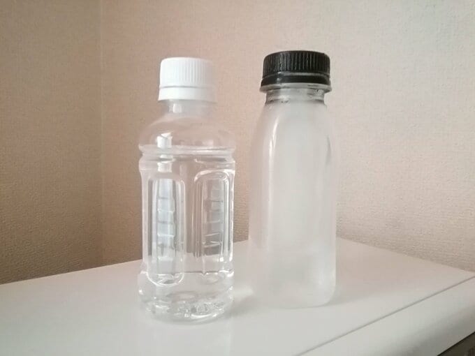 小さめのペットボトルを再利用。200~250mlくらいの大きさです