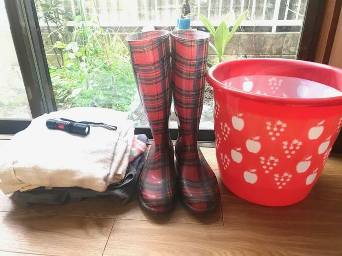 長靴やバケツなど