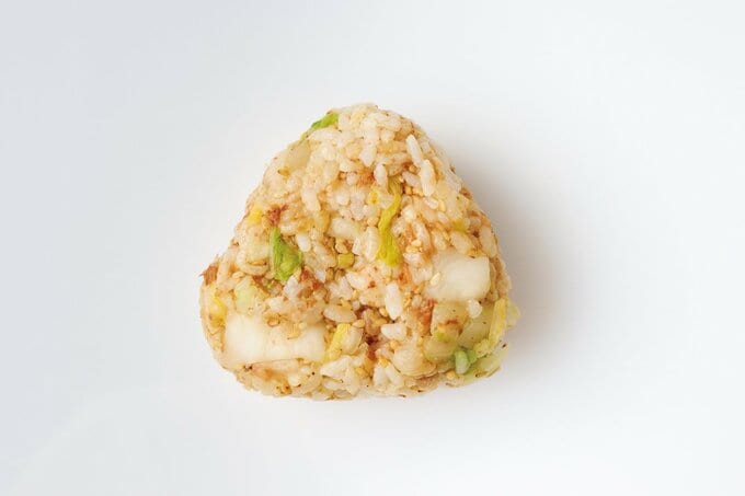 白菜漬けとカツオのおにぎり