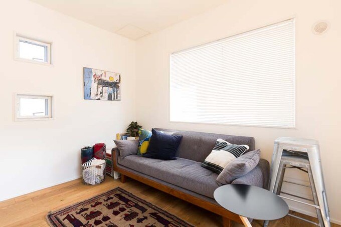 緩やかに分けられたリビング